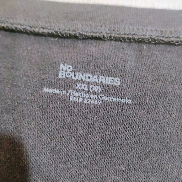 No Boundaries Navy Blue Short Sleeve Tee - Picture 2 of 7